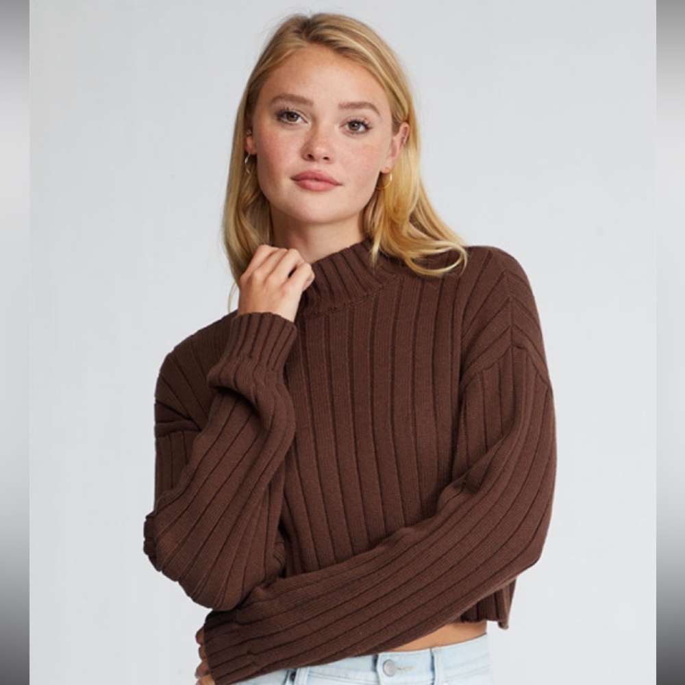 LA Hearts Sailing Mock Neck Sweater (brown, size small)